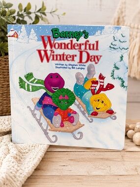 VTG 1994 Barney Children’s Book Barney's Wonderful Winter Day - like new